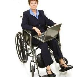אשת עסקים בכיסא גלגלים