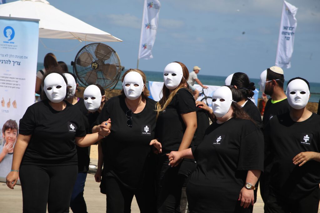 Thousands of visitors showed up at the "Feeling Accessibility" happening held by Access Israel (1.5) and the paralympic council at the Tel-Aviv port.