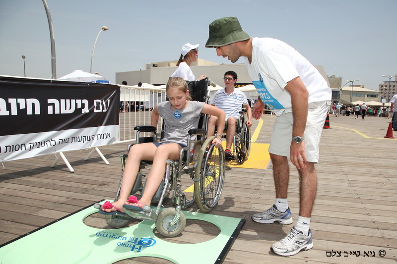 Thousands visit the “Feeling Accessibility” happening held by the organization Friday, 24/5, in the Tel Aviv Port